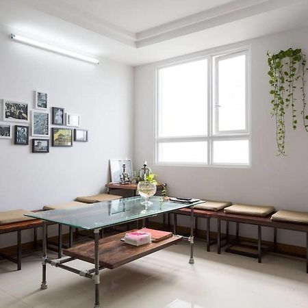 Sky Center Hostel Хошимин Екстериор снимка