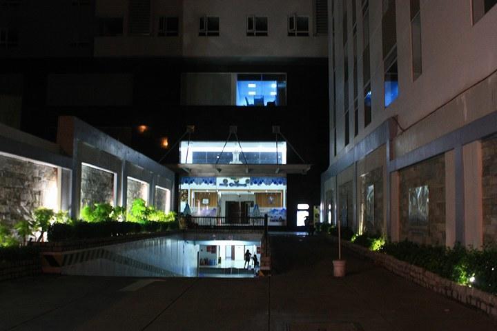 Sky Center Hostel Хошимин Екстериор снимка